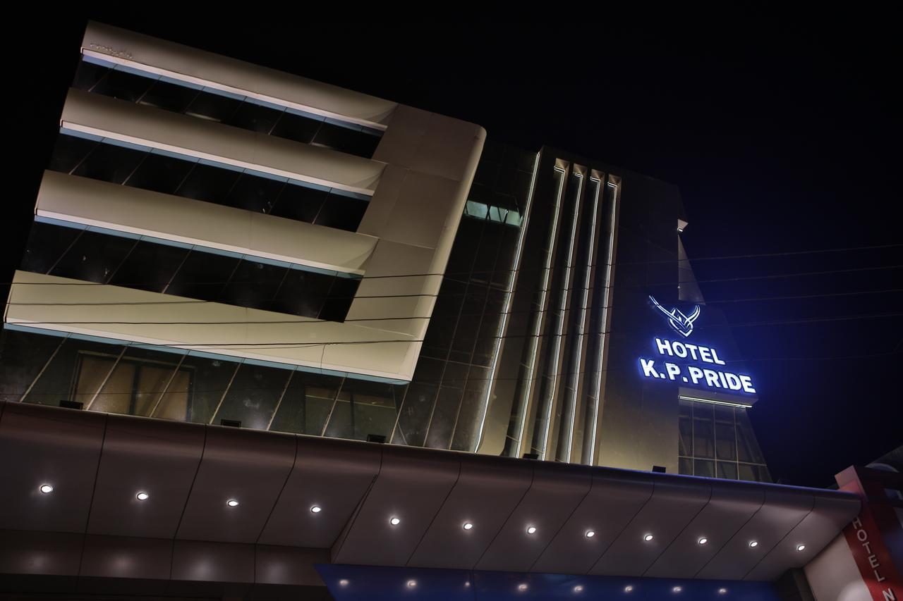 Hotel K P Pride Jalgaon Luaran gambar