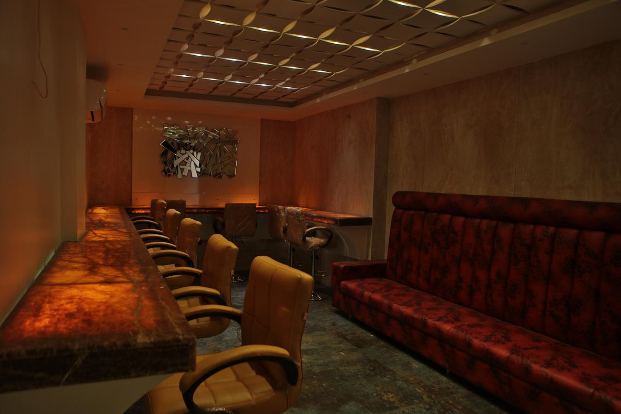 Hotel K P Pride Jalgaon Luaran gambar